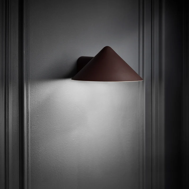 Frandsen Grasp Wall Lamp
