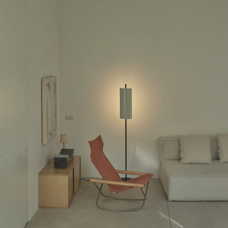 Santa & Cole Lamina 45 Floor Lamp