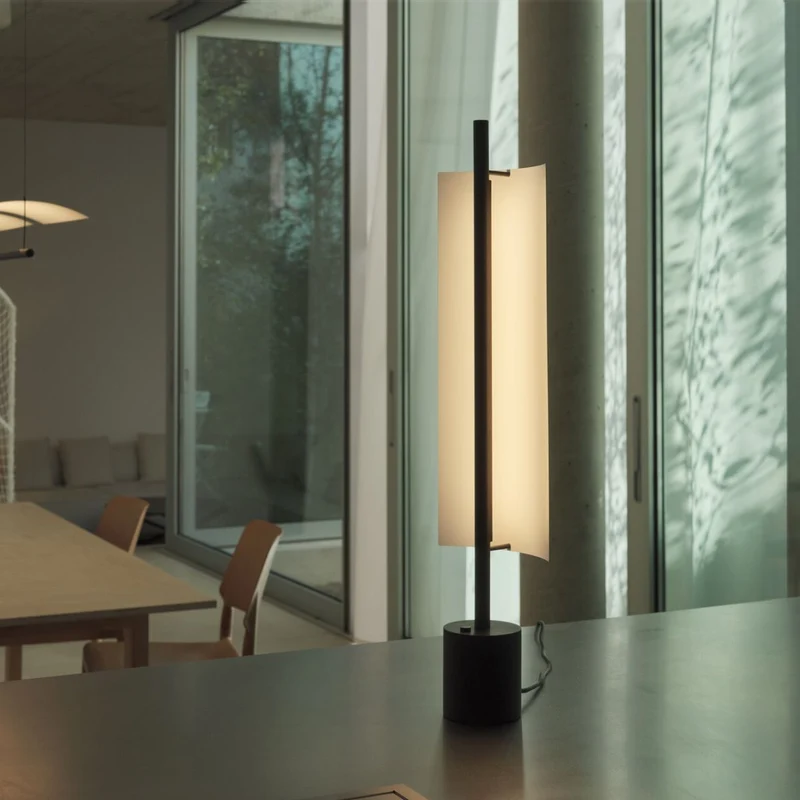 Santa & Cole Lamina 45 Table Lamp