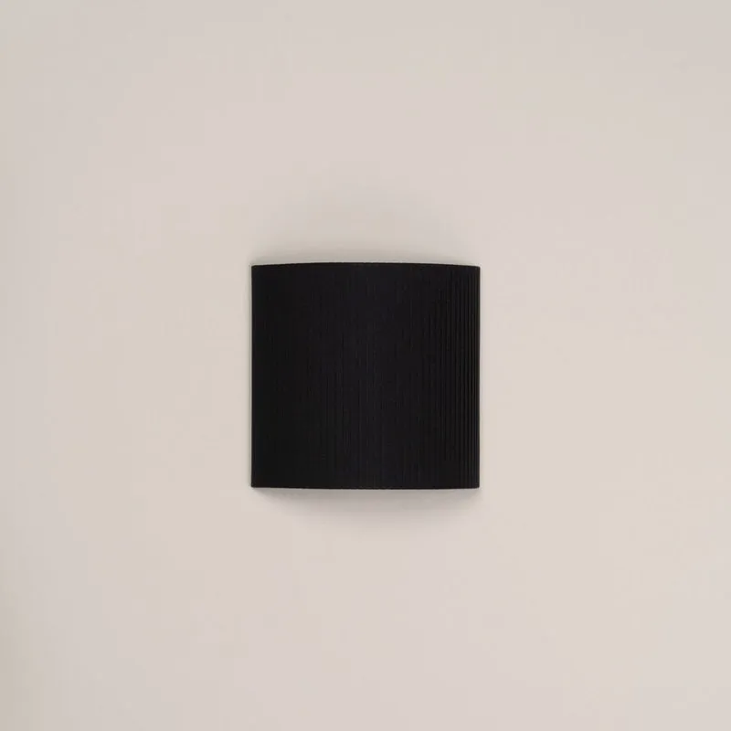 Santa & Cole Comodín Wall Lamp