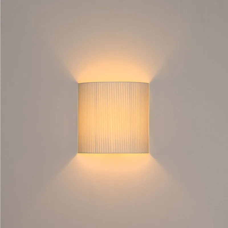 Santa & Cole Comodín Wall Lamp