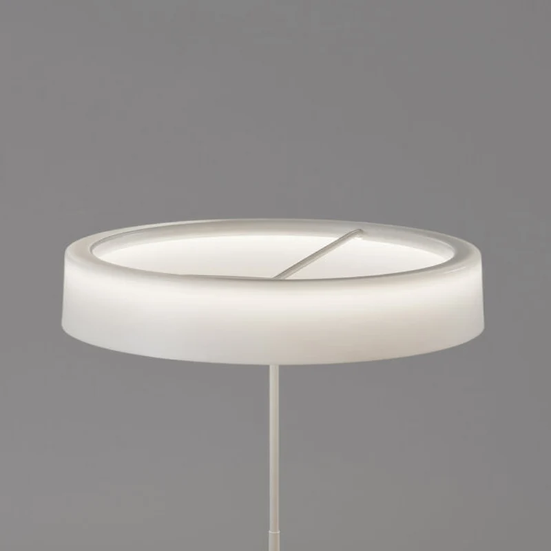 Santa & Cole Sin L Table Lamp