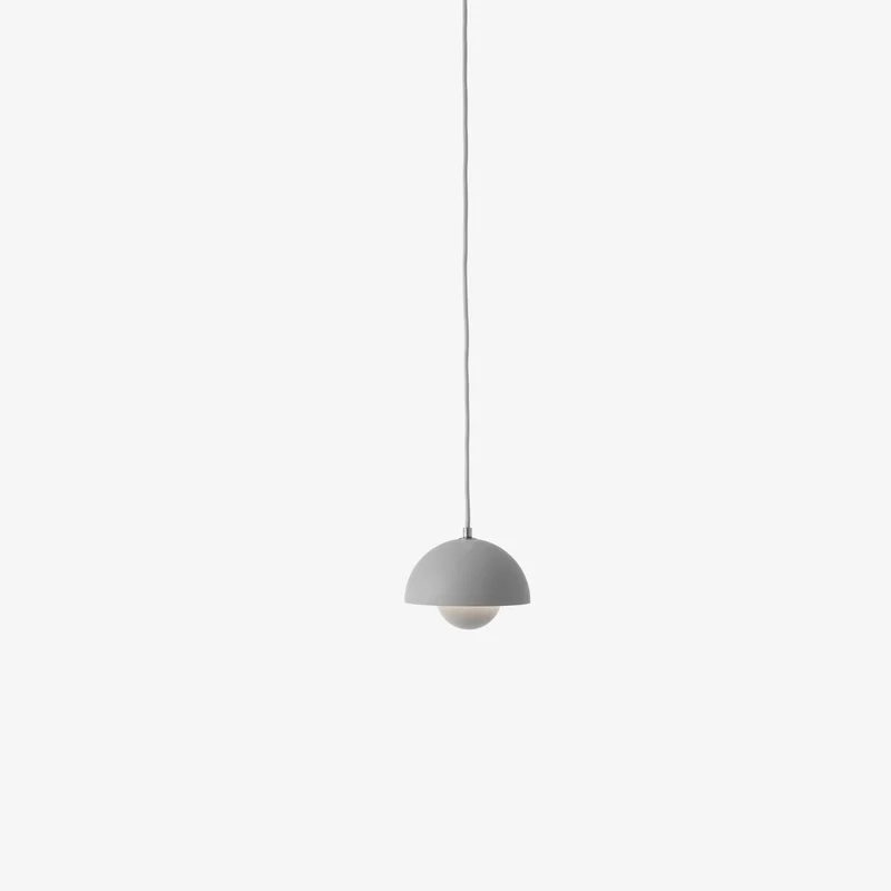 &Tradition Flowerpot VP10 Chandelier