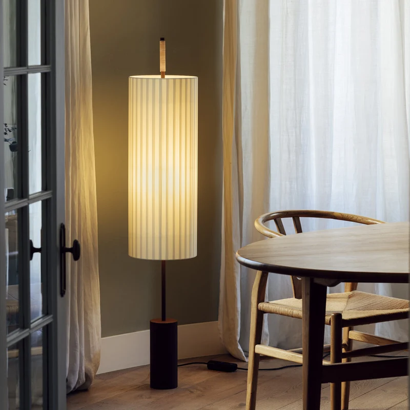 Santa & Cole Dórica Floor Lamp