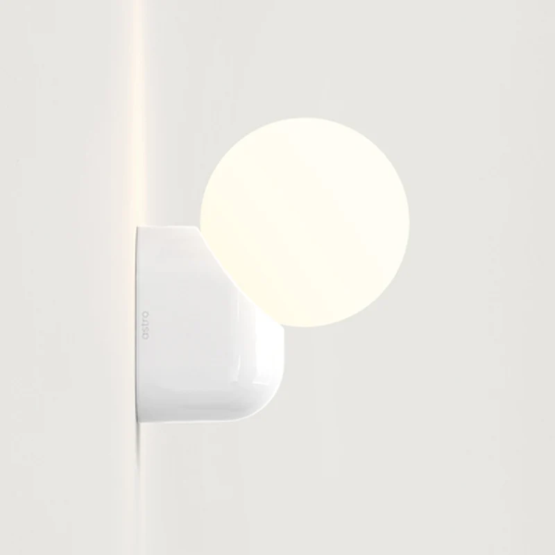 Astro Lyra Single Wall Lamp