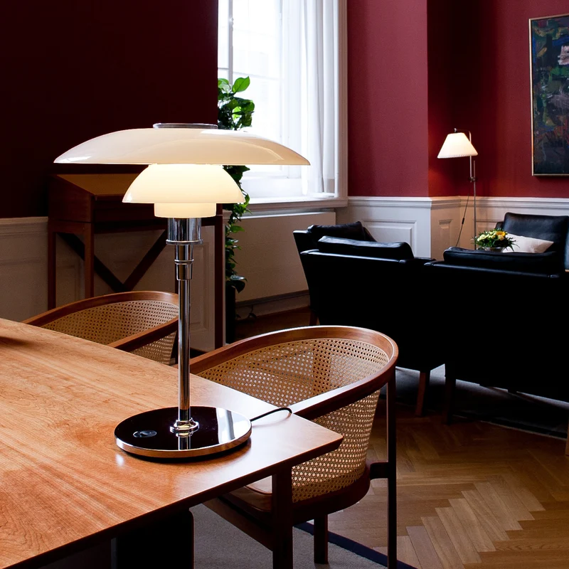Louis Poulsen PH 4½-3½ Glass Table Lamp