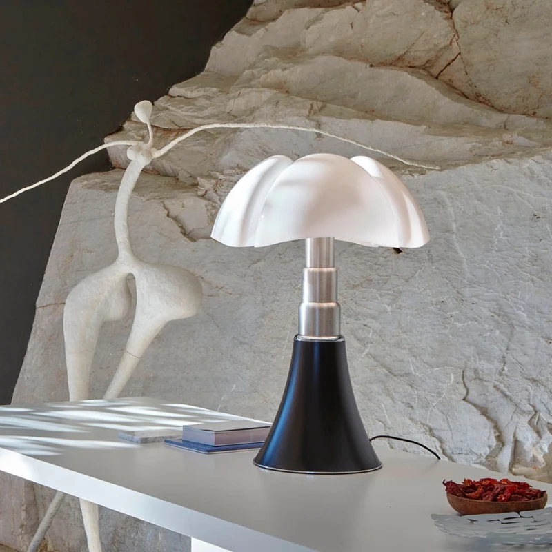 Martinelli Luce Pipistrello 620 Table Lamp