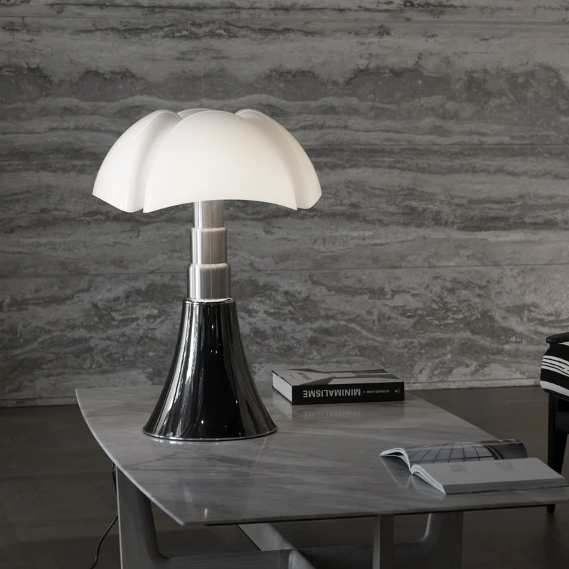 Martinelli Luce Pipistrello 620 Table Lamp