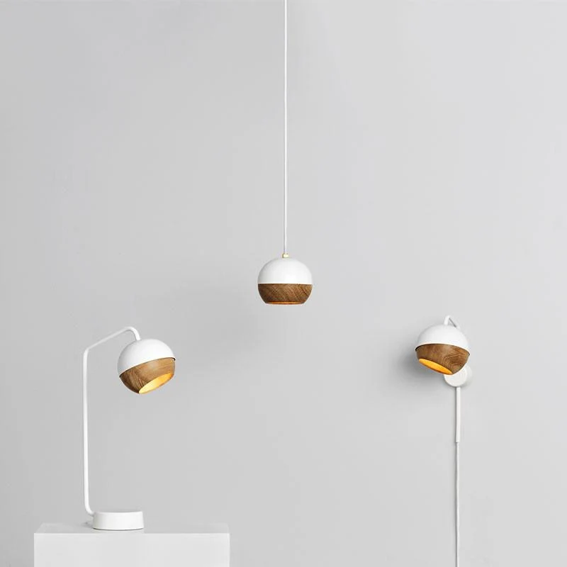 Mater Ray Pendant