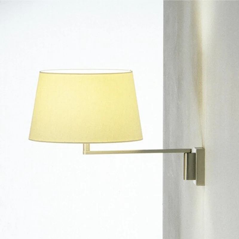 Santa & Cole Americana Wall Lamp