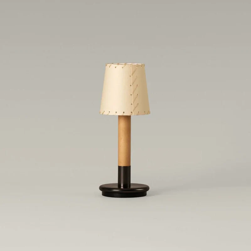 Santa & Cole Básica Mínima Batería Portable Lamp