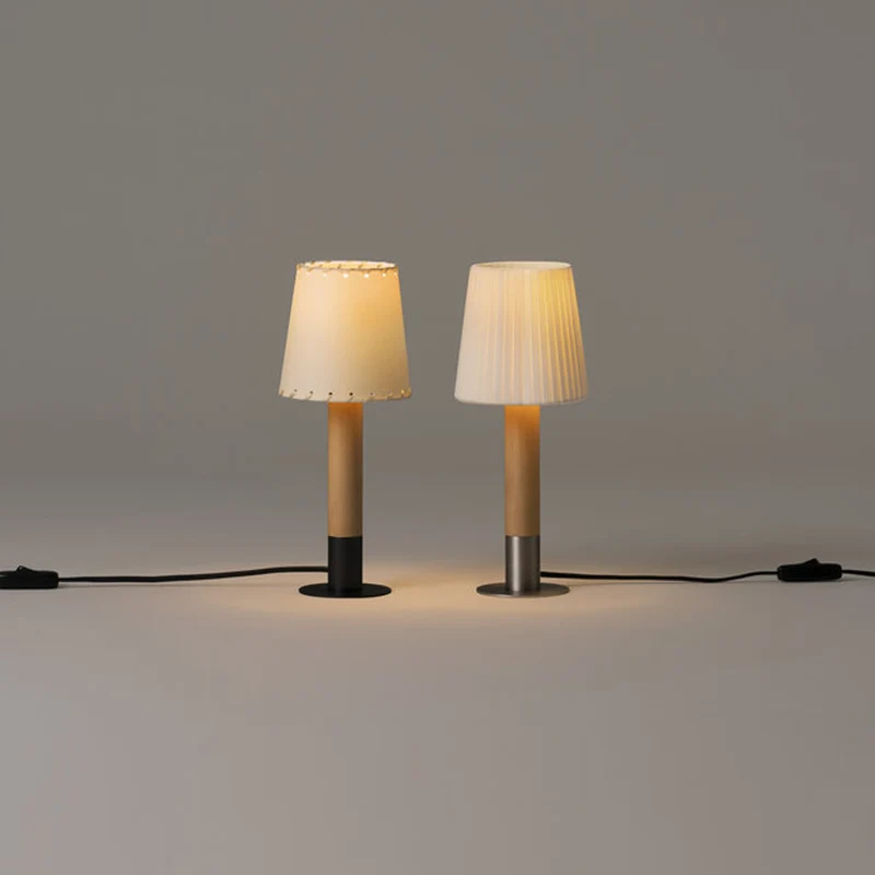 Santa & Cole Básica Mínima Table Lamp