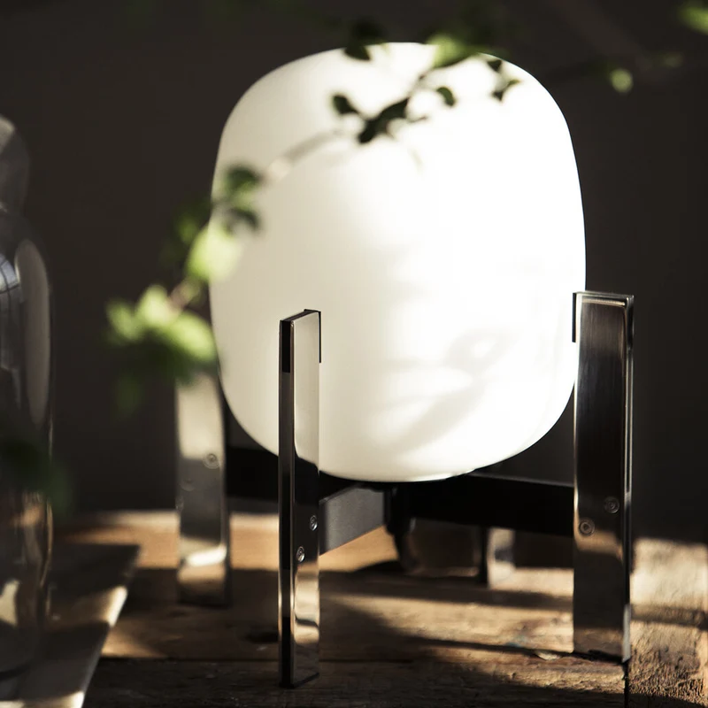 Santa & Cole Cestita Metálica Table Lamp