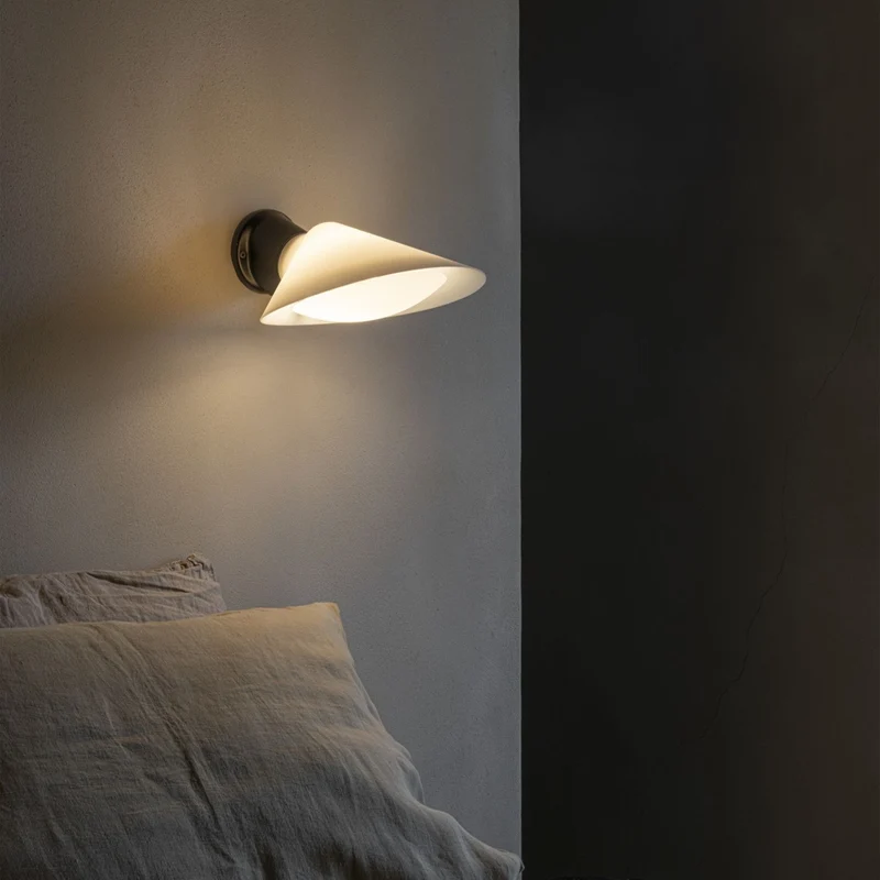 DCWéditions Plume Wall Lamp