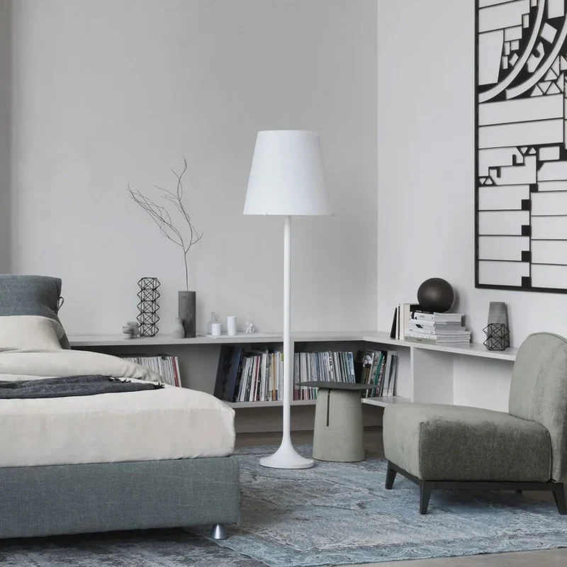 Fontana Arte Lumen Floor Lamp