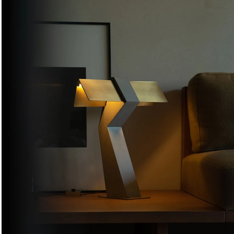 DCWéditions Tau Table Lamp