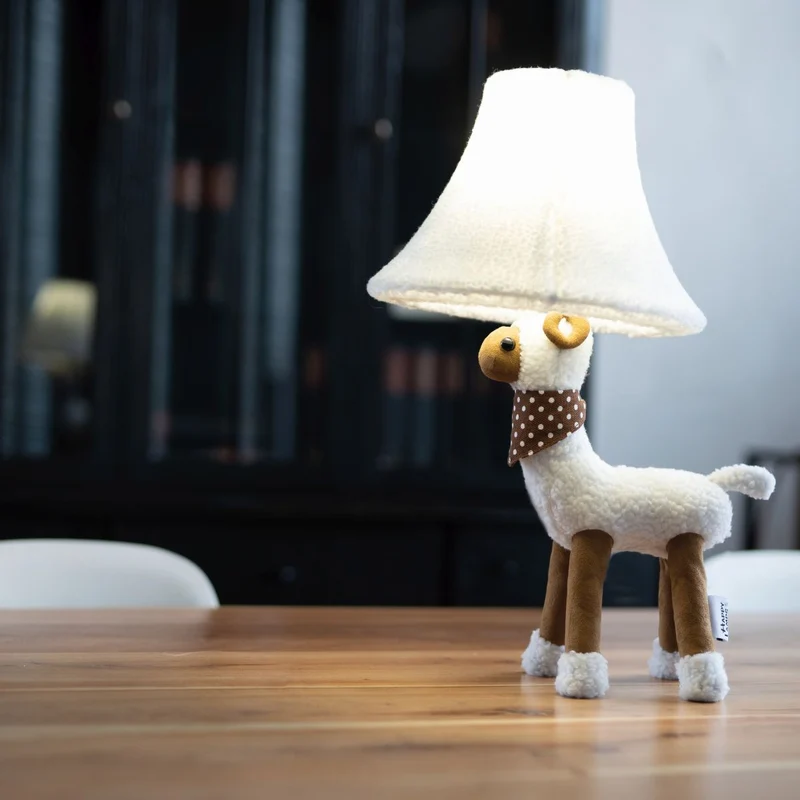 Happy Lamps Wolle Table Lamp