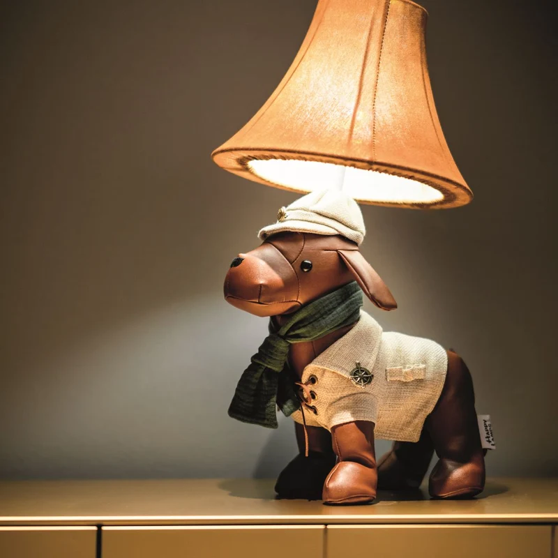 Happy Lamps Spike Table Lamp