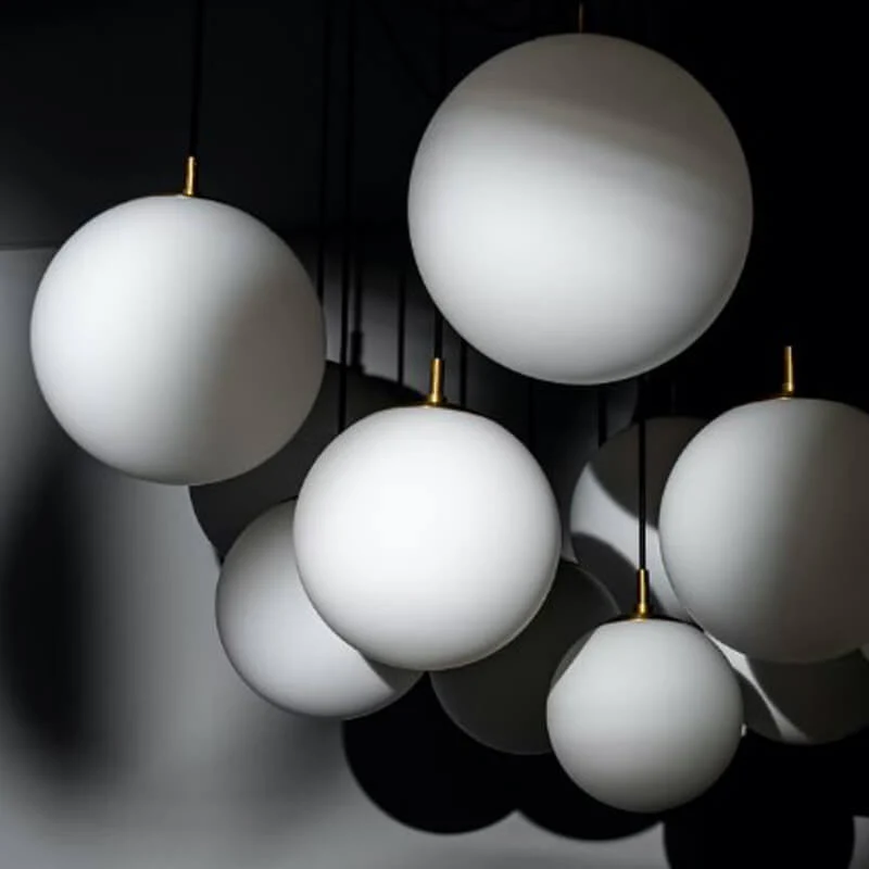 Schwung Spider Chandelier