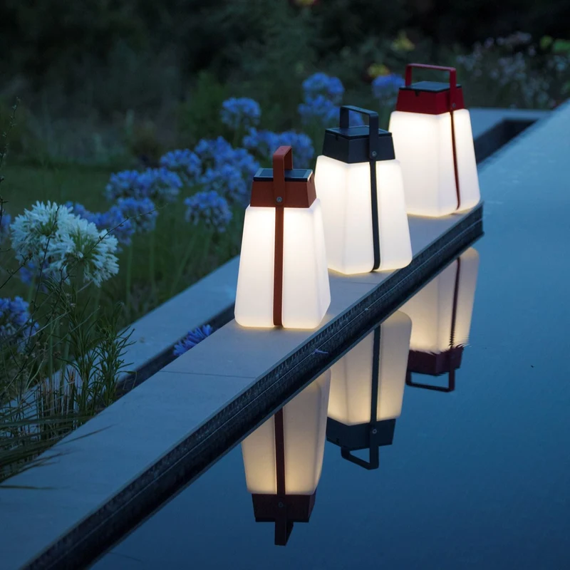 Les Jardins Bump Portable Solar Table Lamp