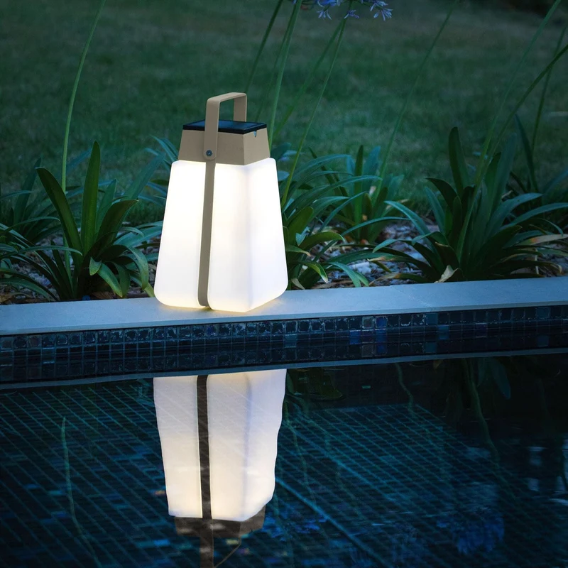 Les Jardins Bump Portable Solar Table Lamp