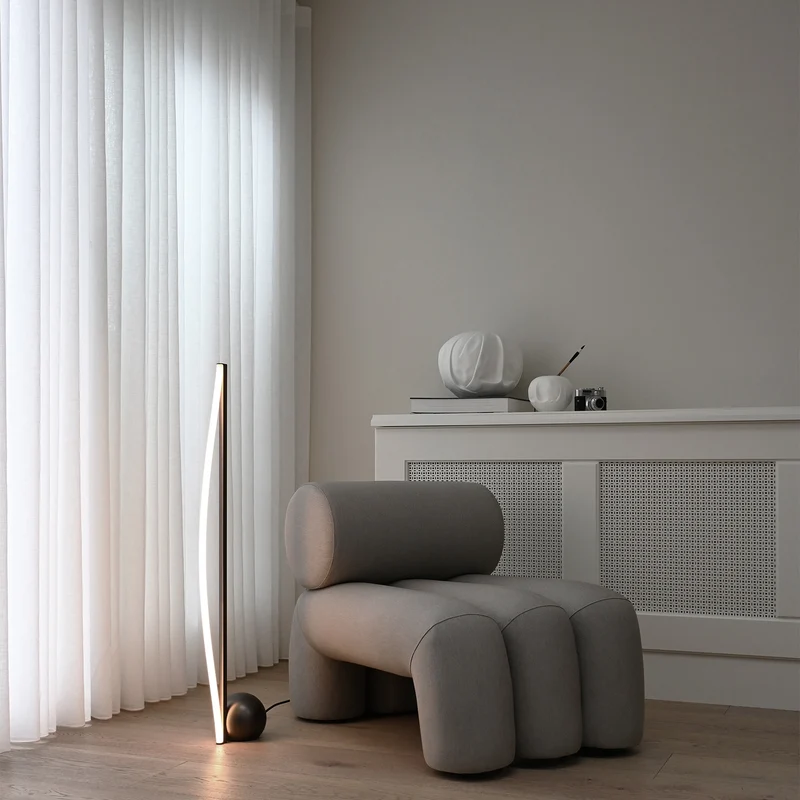 101 Copenhagen Bow Floor Lamp