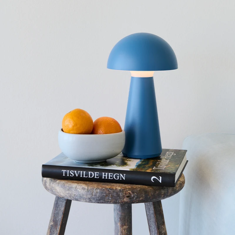 Sirius Sam Portable Lamp