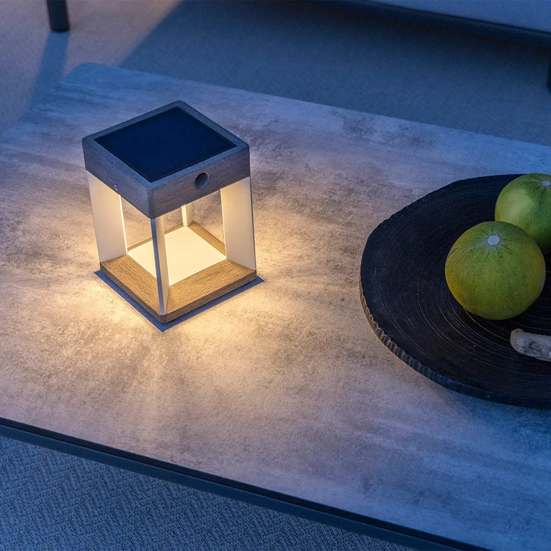 Les Jardins Teckalu Solar Table Lamp