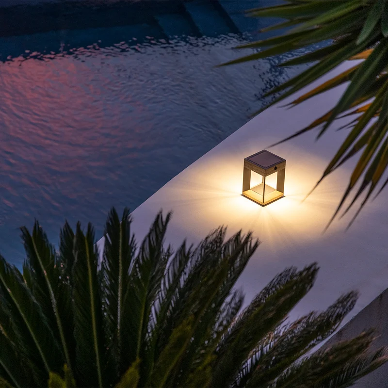 Les Jardins Teckalu Solar Table Lamp