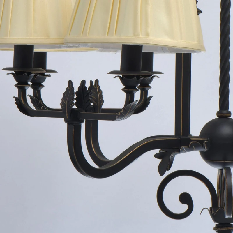 Lustre Victoria