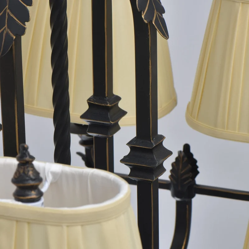 Lustre Victoria