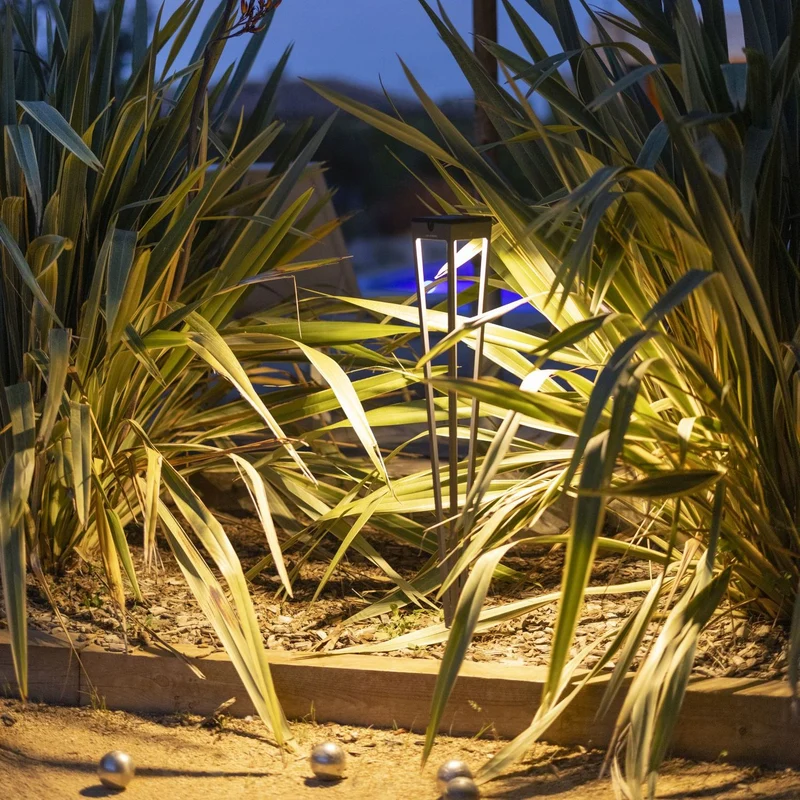 Les Jardins Tinka Solar Garden Torch with Spike