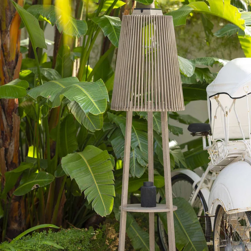 Les Jardins Tecka Solar Floor Lamp