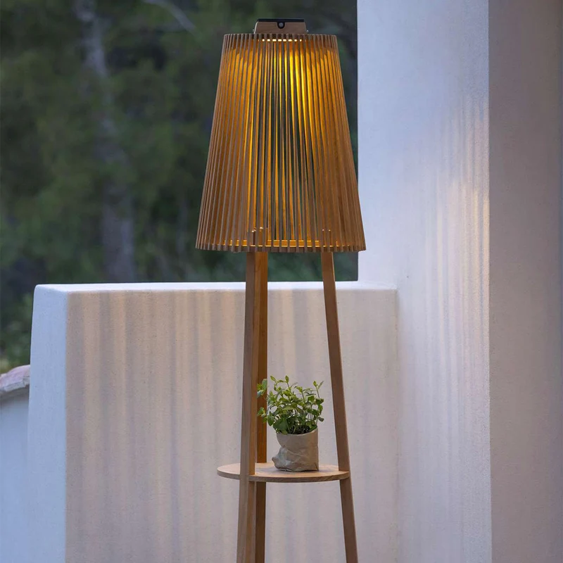Les Jardins Tecka Solar Floor Lamp