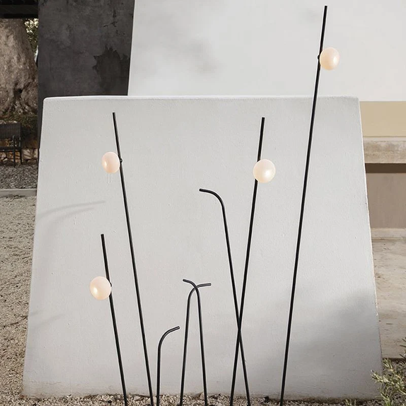 Karman Pois Outdoor Floor Lamp