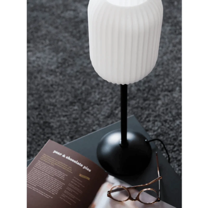 Lampe De Table Design Moderne