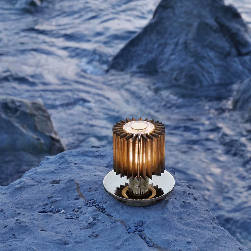 DCWéditions In The Sun Portable Lamp