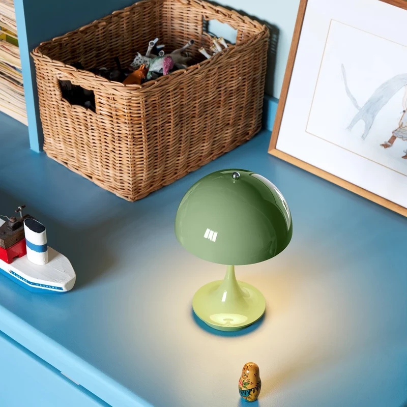 Louis Poulsen Panthella 160 Portable Lamp V3