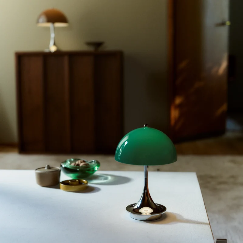 Louis Poulsen Panthella 160 Portable Lamp V3