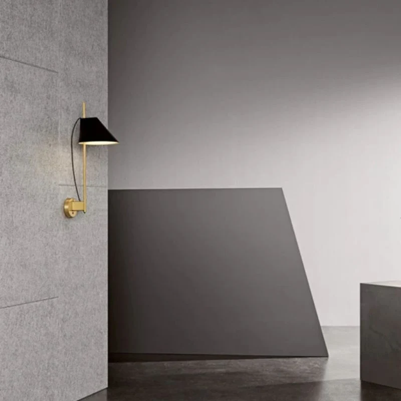 Louis Poulsen Yuh Wall Lamp