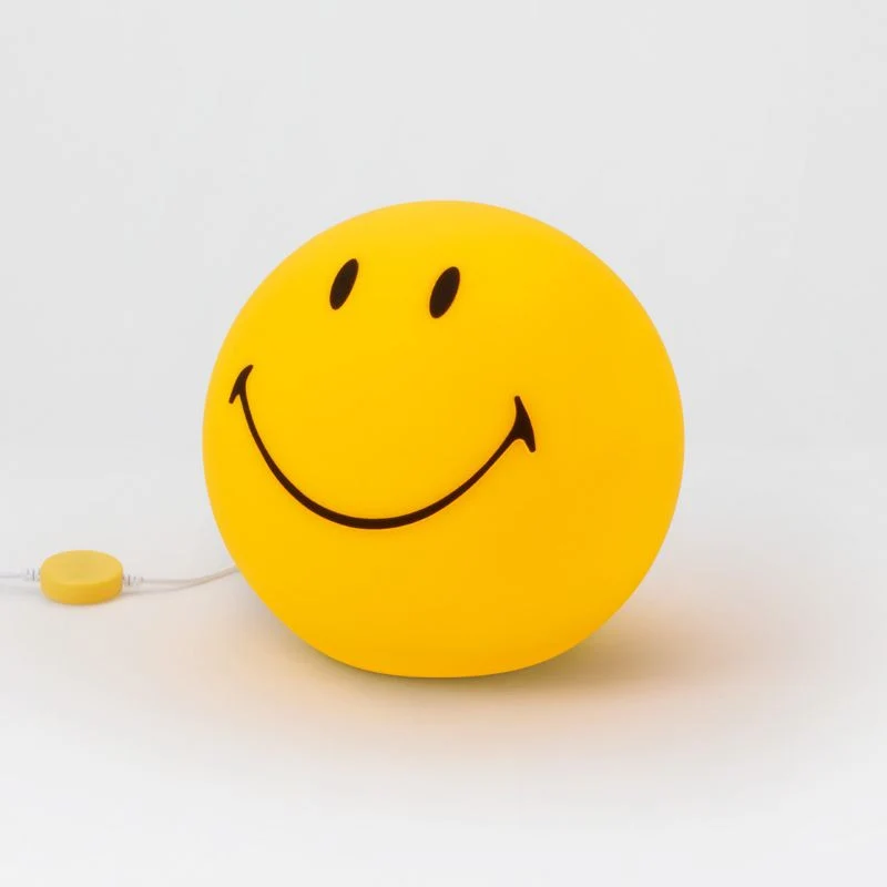 Mr Maria Smiley Star Light