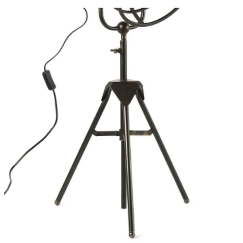 Lampadaire Metal