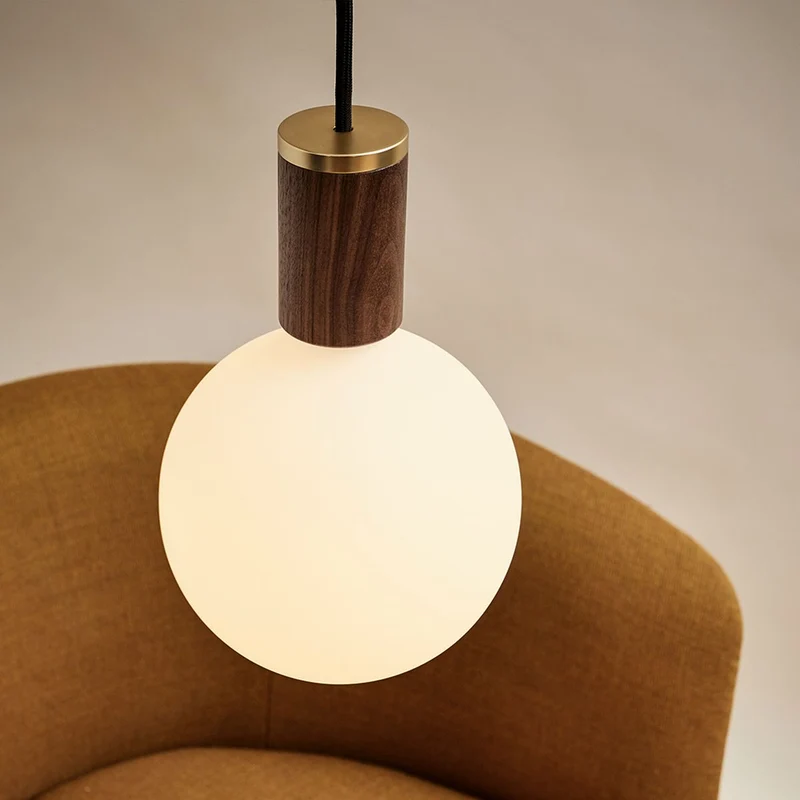 Tala Sphere IV E27 G150 Matte White - 680lm 2000K to 2800K - Dim to warm