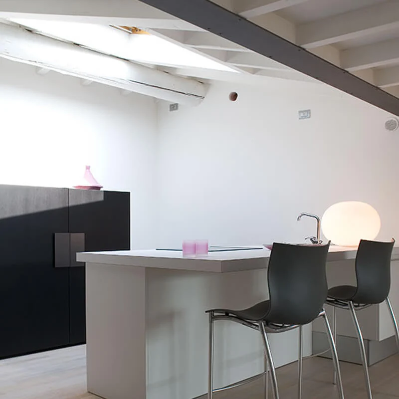 Flos Glo-Ball Basic Table Lamp