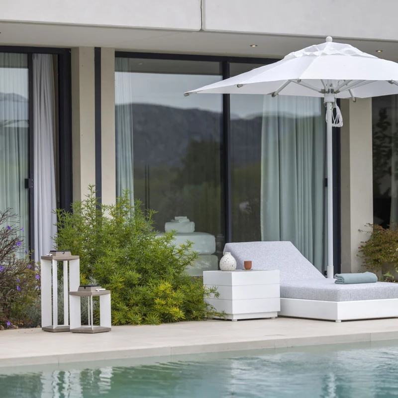 Les Jardins Teckalu Solar Lantern