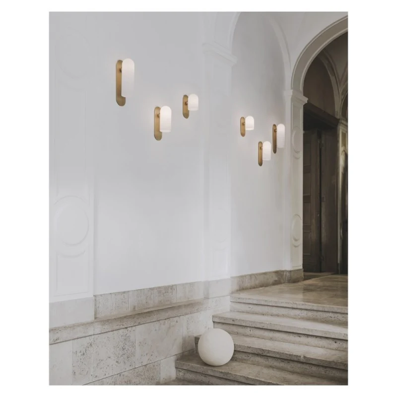 Schwung Odyssey Medium Sconce Wall Lamp