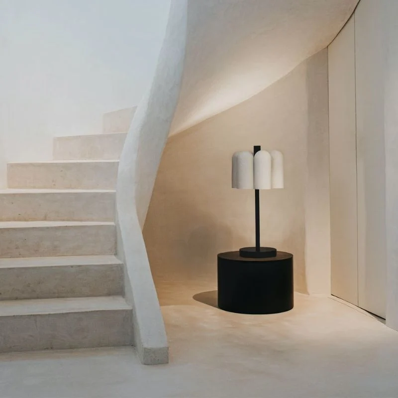 Schwung Odyssey Table Lamp