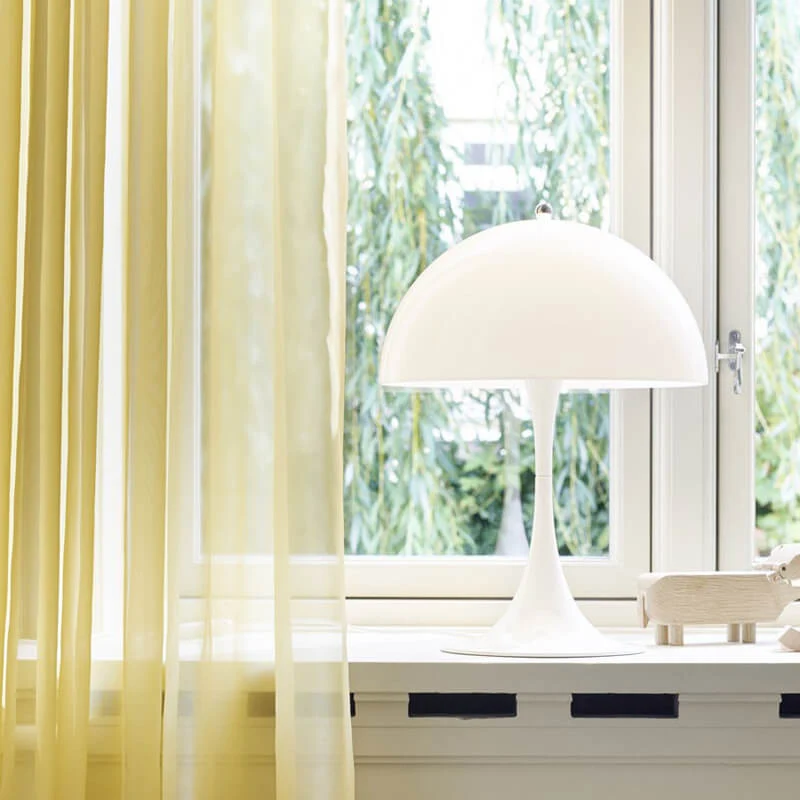 Louis Poulsen Panthella 320 Table Lamp