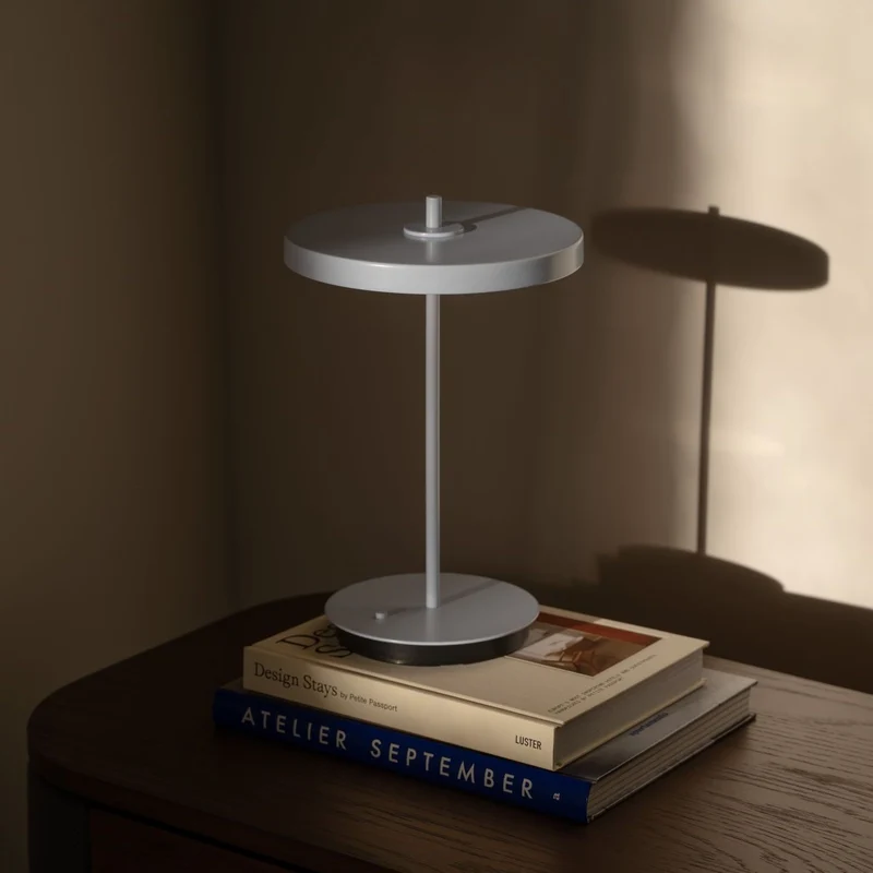 Umage Asteria Move Portable Lamp