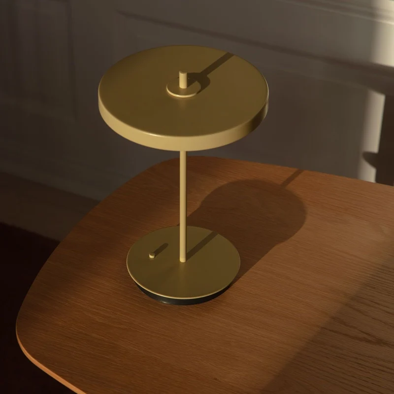 Umage Asteria Move Portable Lamp